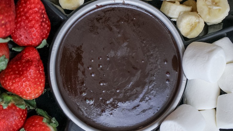 irish cream chocolate fondue