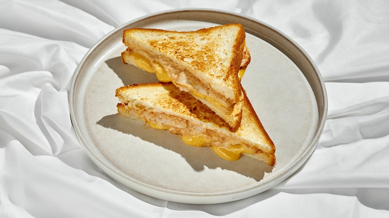 cheese sandwich sliced in half