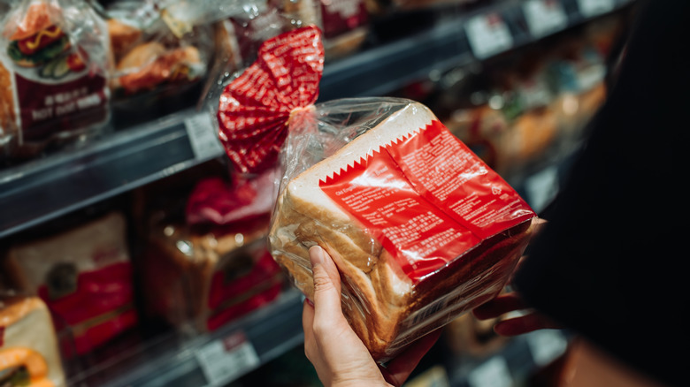 Bread in grocery store