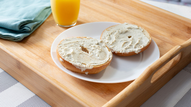 bagel served on tray