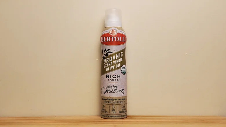 bottle of bertolli organic evoo spray