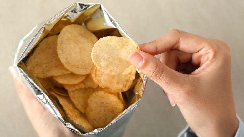 Lay's Lay's Wavy Potato Chips Original 7.75 Ounce Plastic Bag 7.75 Oz |  Potato Chips | Family Fare