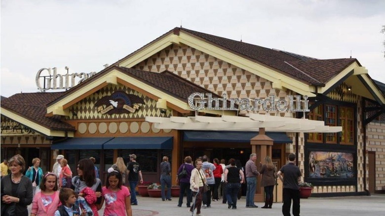 Disney Springs' Ghirardelli shop