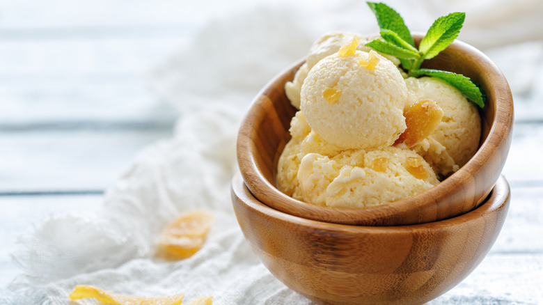 Ginger ice cream in wooden bowl