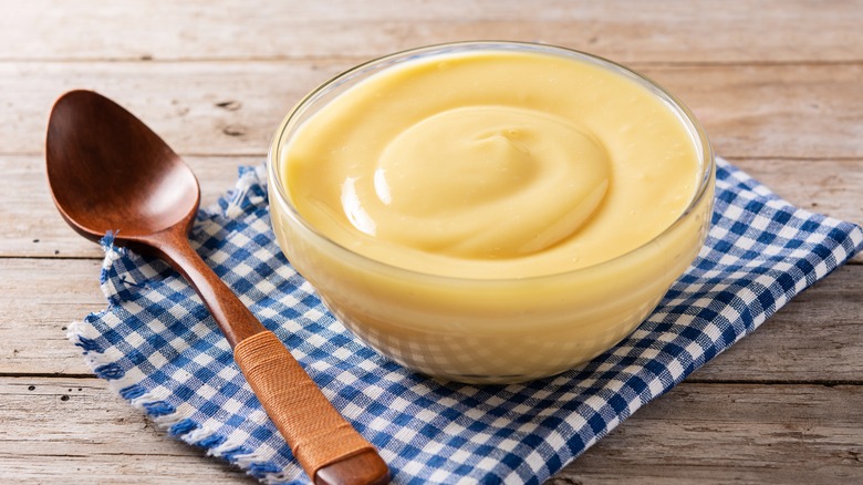 Cooled custard in bowl