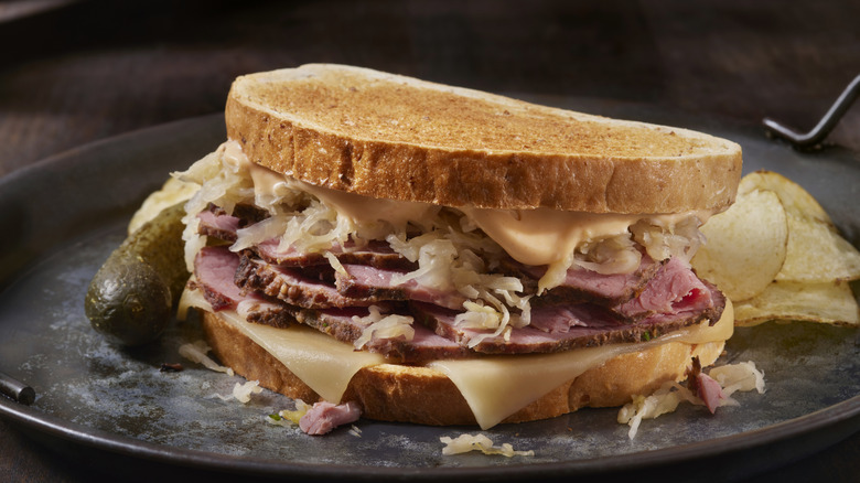 A Reuben sandwich on a plate