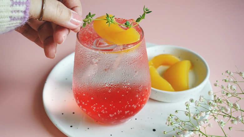 thyme and peach iced tea