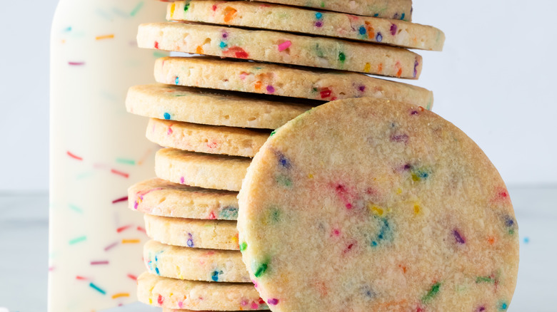 Rainbow sprinkle cookies 