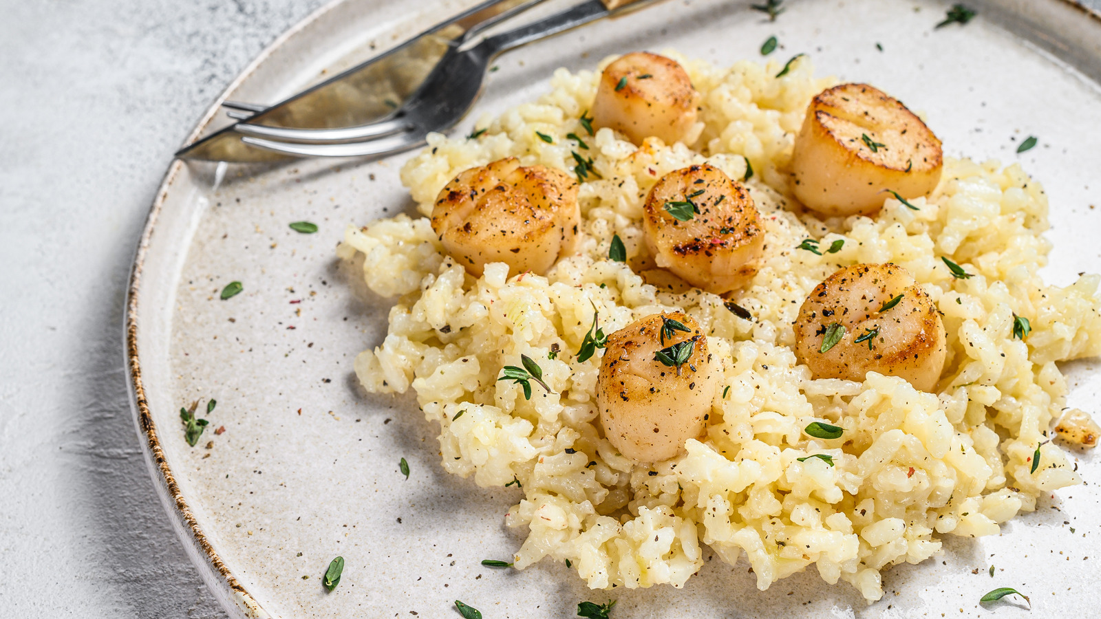 The Important Tip To Remember Before Cooking Scallops At Home