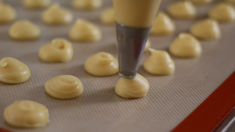 piping choux