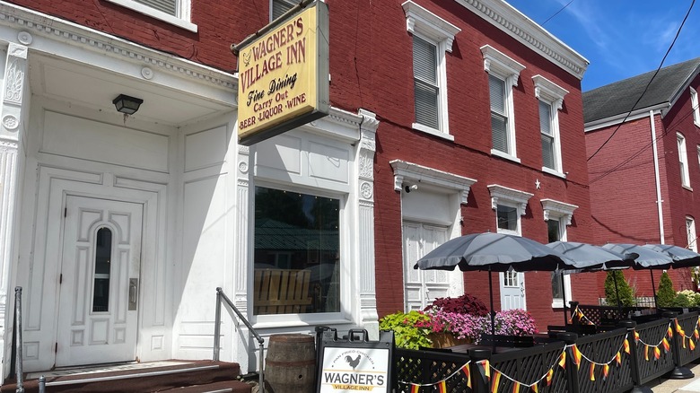 Wagner's Village Inn restaurant exterior