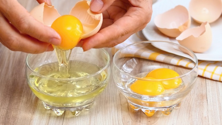 separating egg whites and yolks in glass bowls