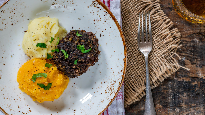 Haggis with potatoes and turnips