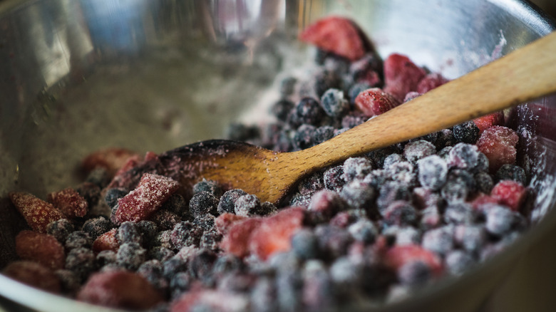 mixing tapioca with berry pie filling