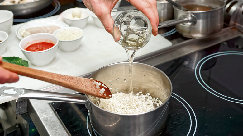 Adding wine to risotto