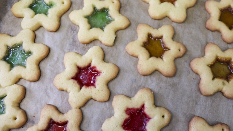 Overview of stained glass cookies