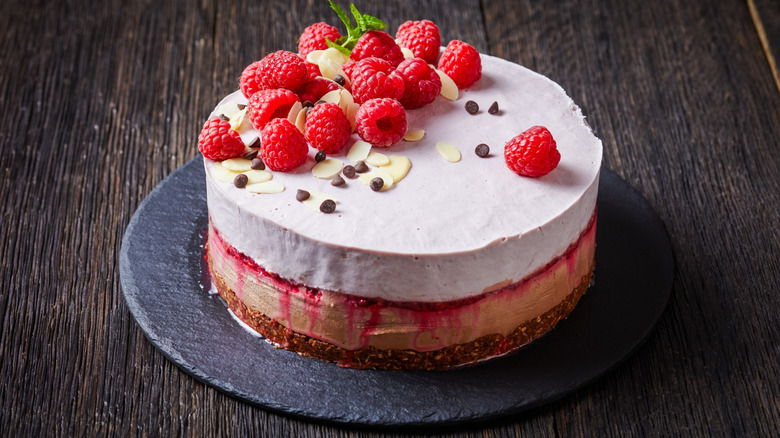 Raspberry ice cream cake 