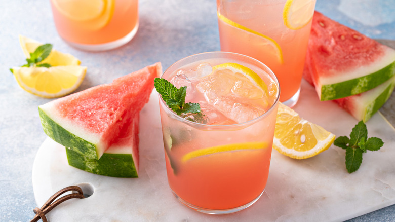 watermelon cocktail with lemon 