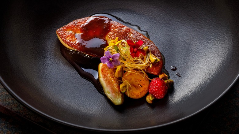 seared foie gras with fruit