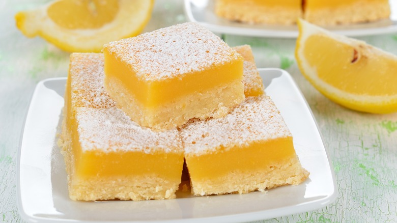 Perfectly cut lemon cookie bars