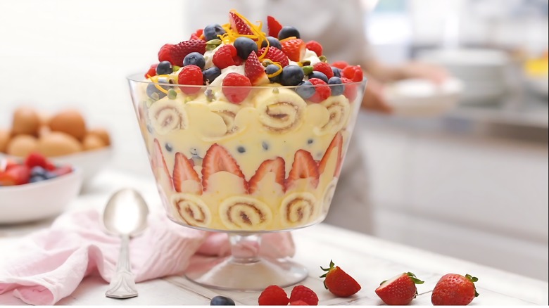 trifle with cream and fruit