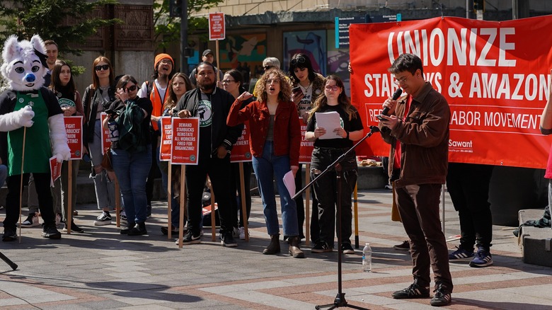 Starbucks union protest