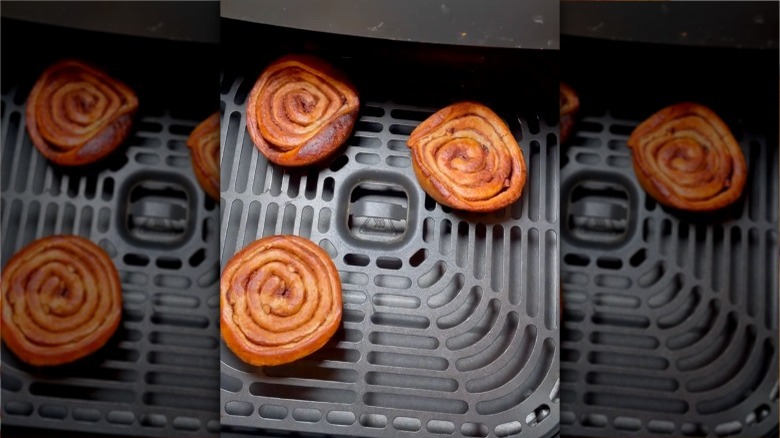 Little Debbie Pecan Spinwheels in air fryer