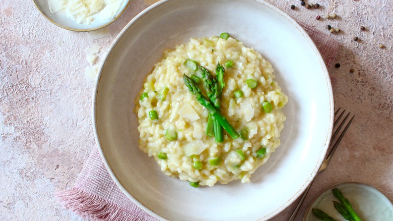 Creamy risotto with asparagus