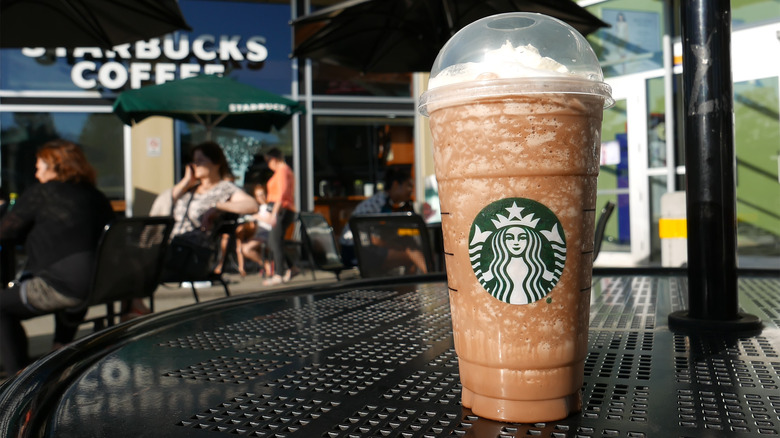 Starbucks Frappuccino on outdoor table