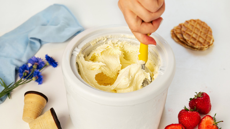 Mixing ice cream in the machine