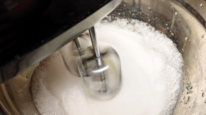 Whipping meringue in a stand mixer