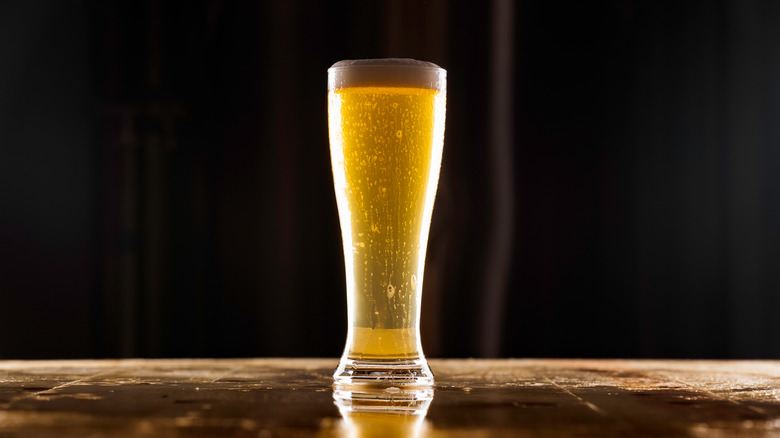 Pilsner glass