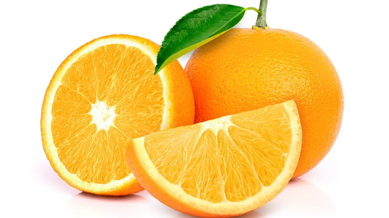 large navel oranges