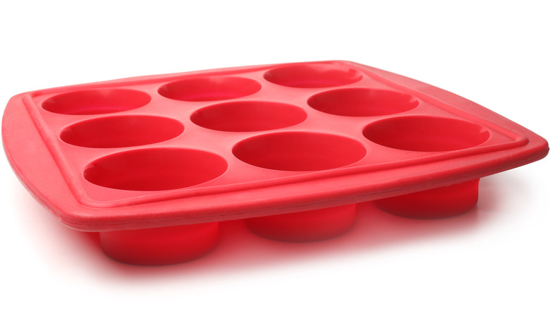 red silicone muffin pan