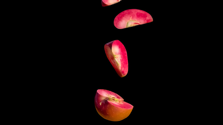 pink pearl apple slices