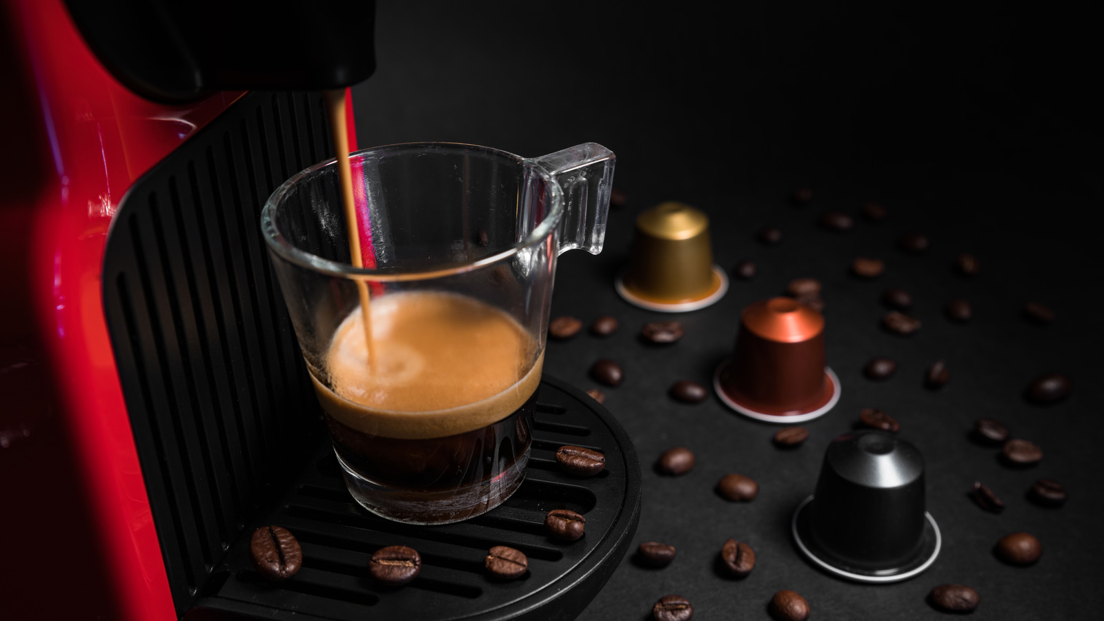 Nespresso's Vertuo Pop shrinks the easy coffee maker, adds expert mode –  Pickr