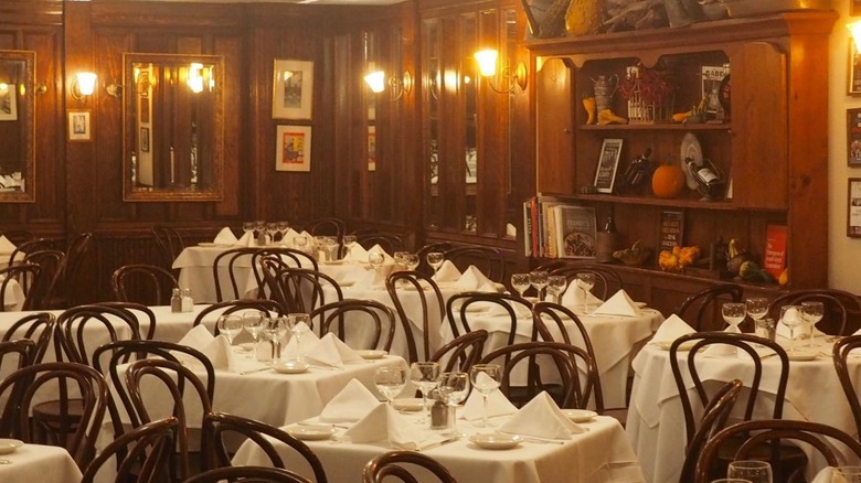 Dining room at Elio's NYC