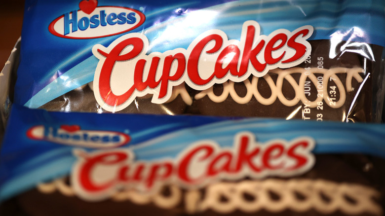 Wrapped Hostess CupCakes on a store shelf