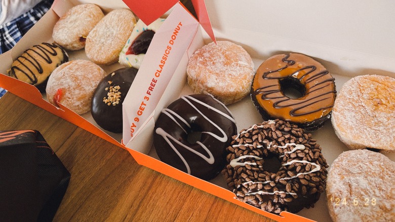 dunkin' donuts in boxes