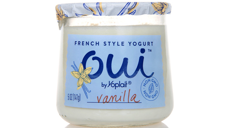 single jar of vanilla yogurt