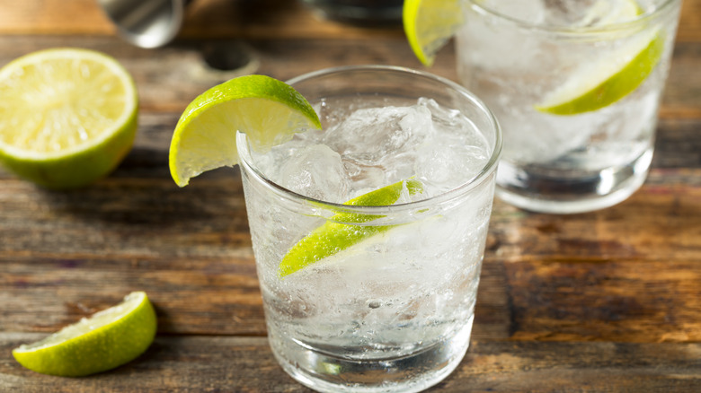 clear cocktail with lime