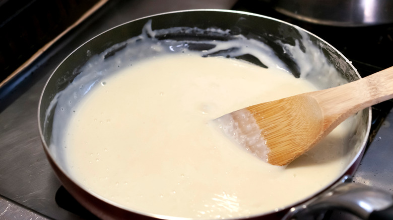 roux cheese sauce for mac and cheese
