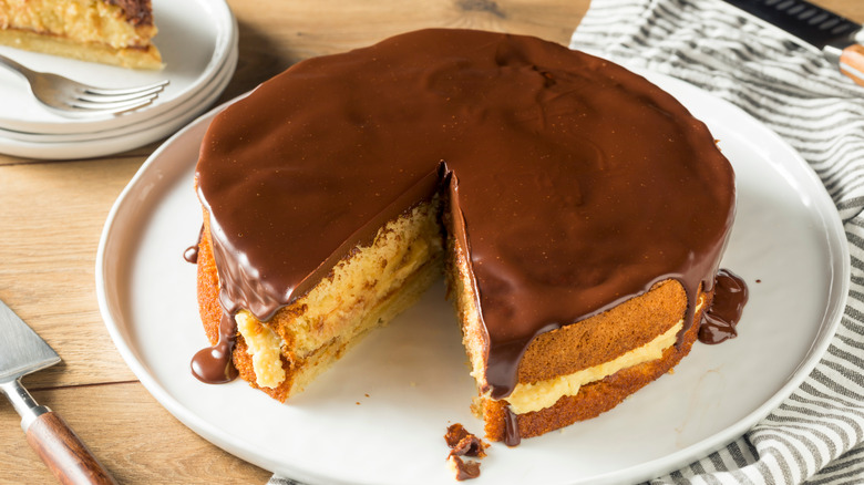 Boston cream pie