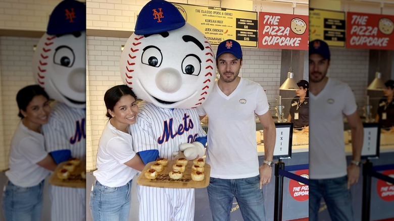 Andrea and Michelle with mascot