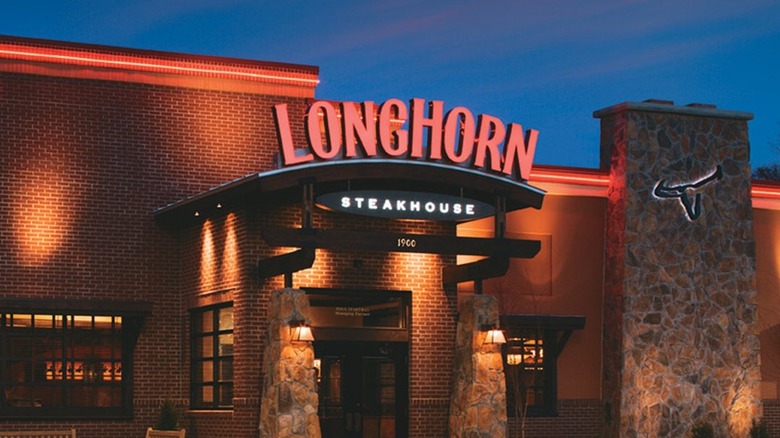 Longhorn Steakhouse exterior