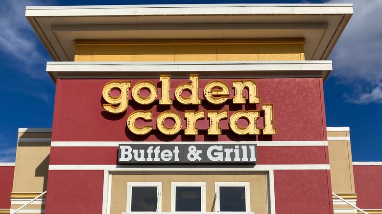 Golden Corral exterior