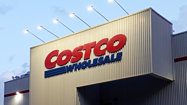 A Costco exterior