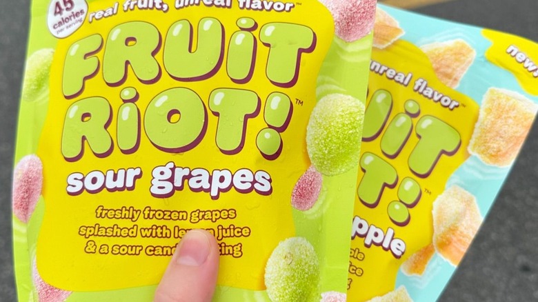 Fruit Riot Sour Grapes bags