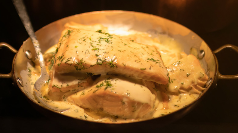 Pan of salmon with beurre blanc