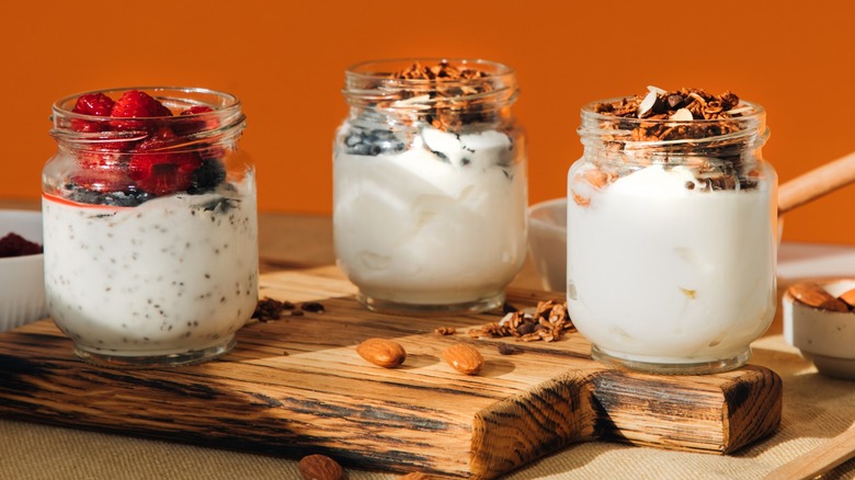 yoghurt jars with berries nuts